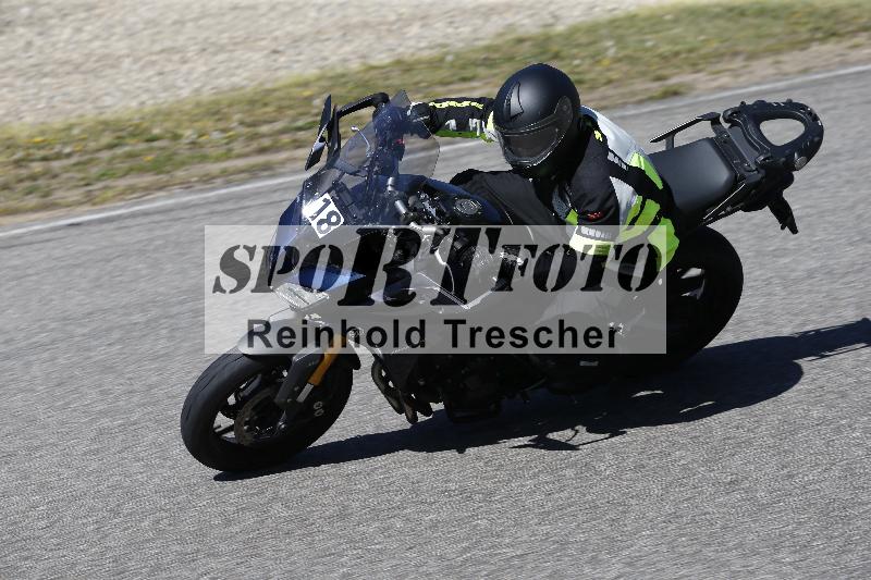 /06 08.04.2026 Cornu Master School ADR/Gruppe blau/18